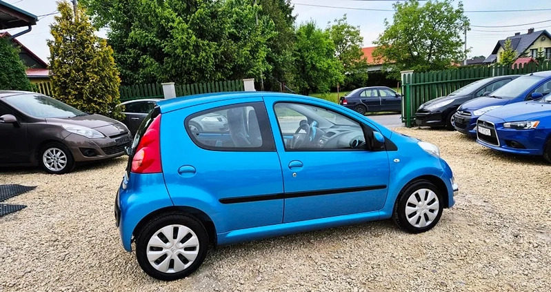 Peugeot 107 cena 9999 przebieg: 232000, rok produkcji 2008 z Mirosławiec małe 742